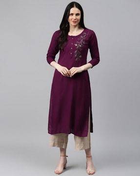 women embroidered straight kurta