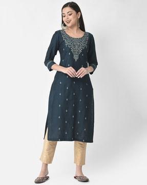 women embroidered straight kurta