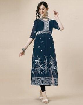 women embroidered straight kurta