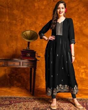 women embroidered straight kurta