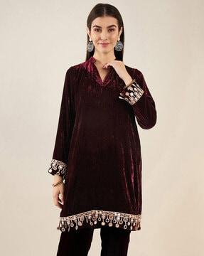 women embroidered straight kurta