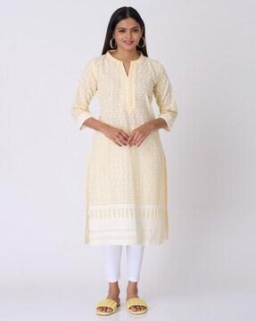 women embroidered straight kurta