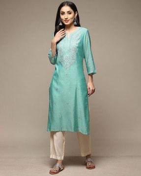 women embroidered straight kurta