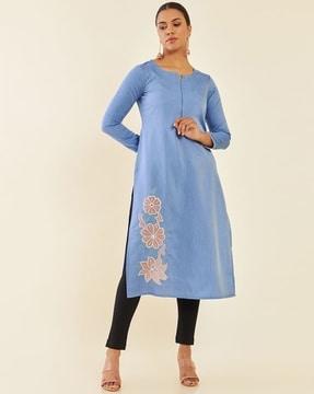 women embroidered straight kurta