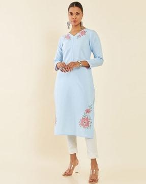 women embroidered straight kurta