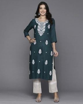 women embroidered straight kurta