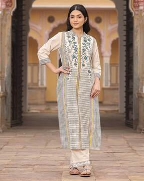 women embroidered straight kurta