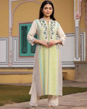 women embroidered straight kurta