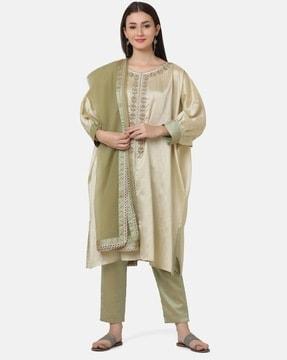 women embroidered straight kurta