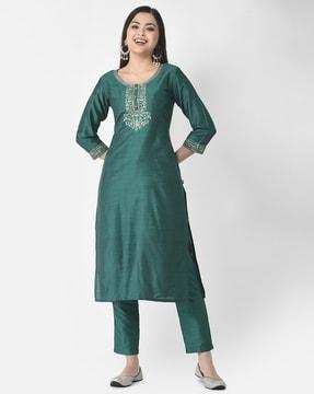 women embroidered straight kurta