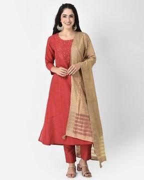 women embroidered straight kurta