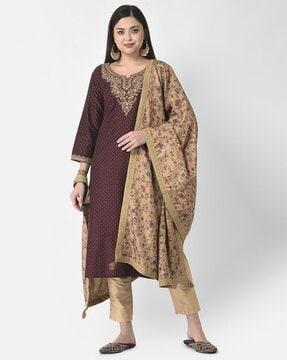 women embroidered straight kurta