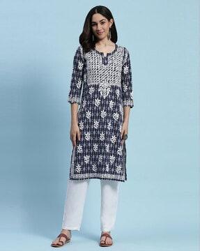 women embroidered straight kurta