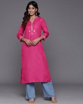 women embroidered straight kurta