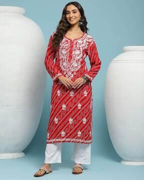 women embroidered straight kurta