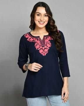 women embroidered straight kurti