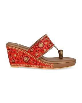 women embroidered toe-ring wedges