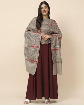 women embroidererd shawl with fringes