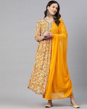 women embroidery kurta set with dupatta