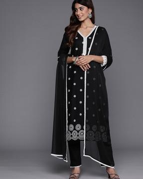 women embroidery straight kurta set with dupatta