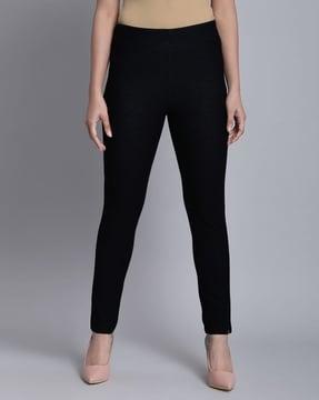women fitted jeggings