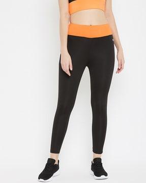 women fitted track pant with elasticated waist