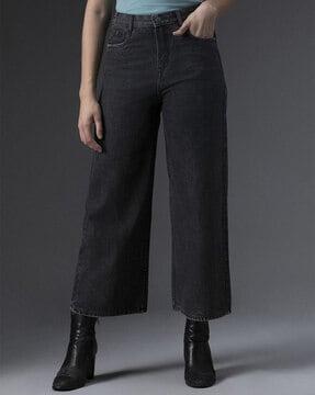 women flared jeans with 5-pocket styling
