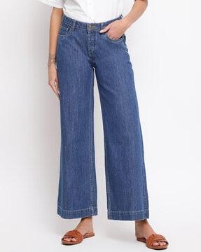 women flared jeans with 5-pocket styling