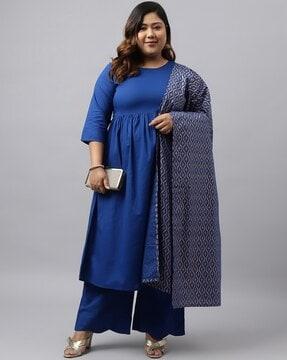 women flared kurta with palazzos & floral print dupatta