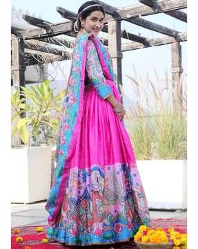 women flared lehenga choli set with dupatta