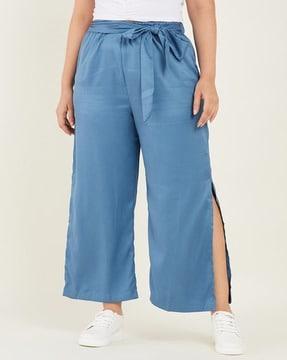 women flared trousers with insert pockets