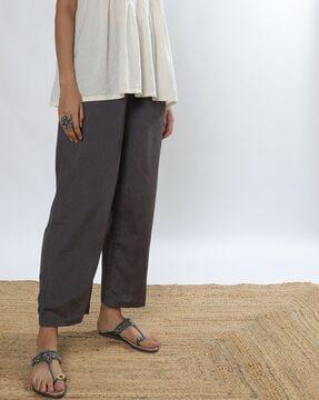 women flat-front pants with insert pockets