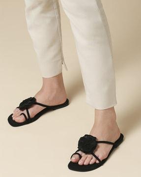 women floral applique slip-on flat sandals