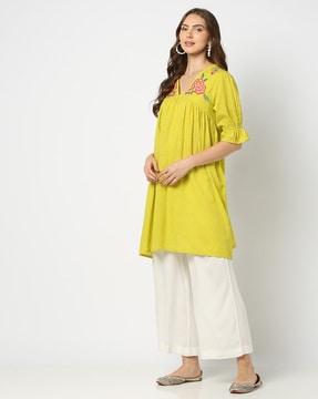 women floral embroidered empire kurta