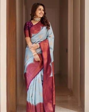 women floral pattern saree with contrast border