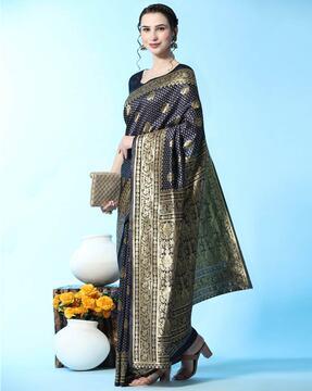 women floral pattern saree with contrast zari border