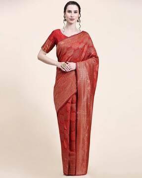 women floral pattern saree with contrast zari border