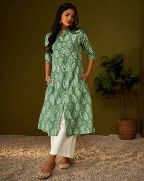 women floral print a-line kurta with insert pockets