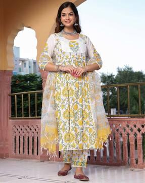 women floral print anarkali kurta set