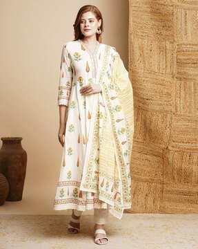 women floral print anarkali kurta with pants & dupatta