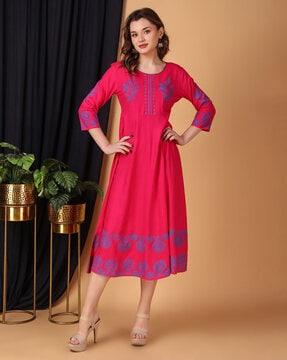 women floral print anarkali kurta with round neck