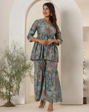 women floral print anarkali kurti with sharara