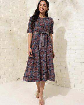 women floral print fit & flare dress with tie-up belt