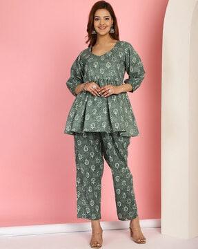 women floral print flared kurta pants set