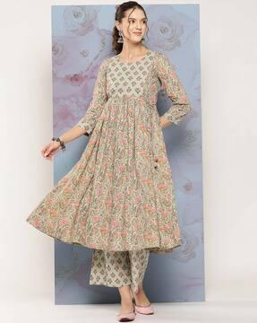 women floral print flared kurta set