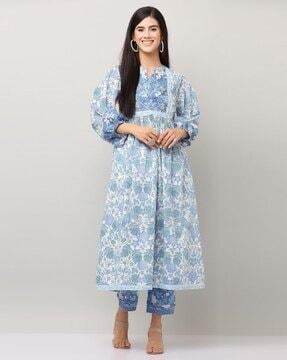 women floral print flared kurta set