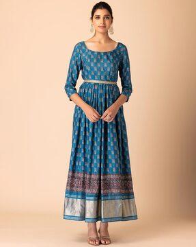 women floral print flared kurta with belt