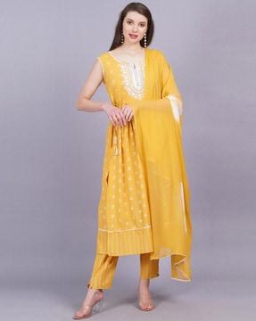 women floral print flared kurta with pants & dupatta