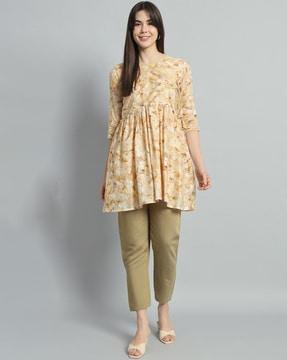 women floral print flared kurta with pants