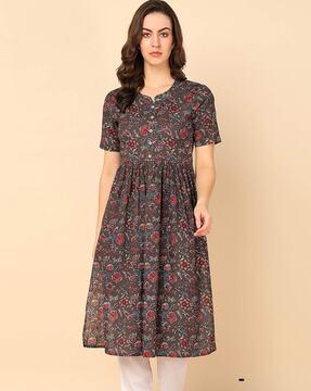 women floral print flared kurta